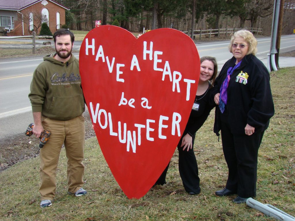 Mountain Hospice offers volunteering services with free training in West Virginia.